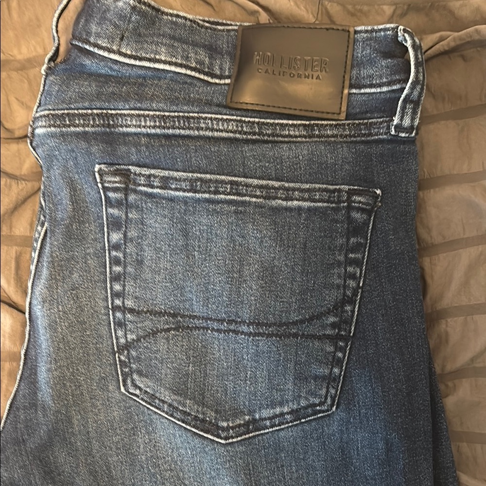 Hollister Men’s  Blue Jeans